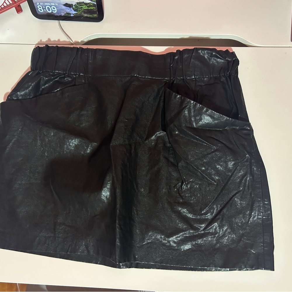 Black Women's Zara Leather Skirt